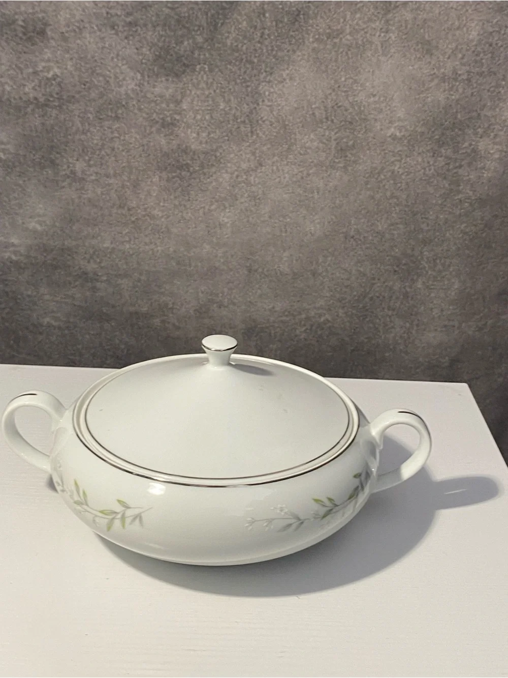 Vintage St. Regis 101 Fine China Covered Vegetable Dish Tureen / Casserole Japan